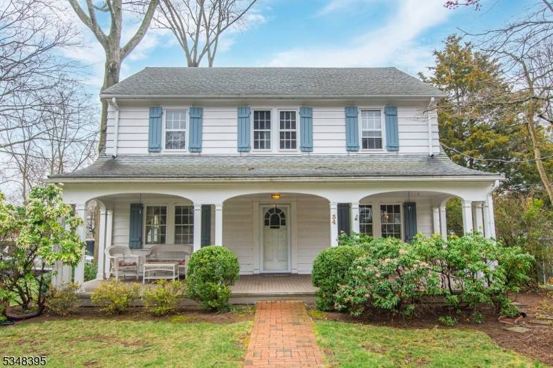 Millburn Twp., NJ 07078,34 Pine Terr East
