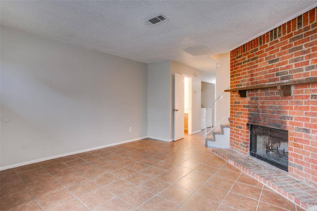 Dallas, TX 75217,10500 Lake June #L03