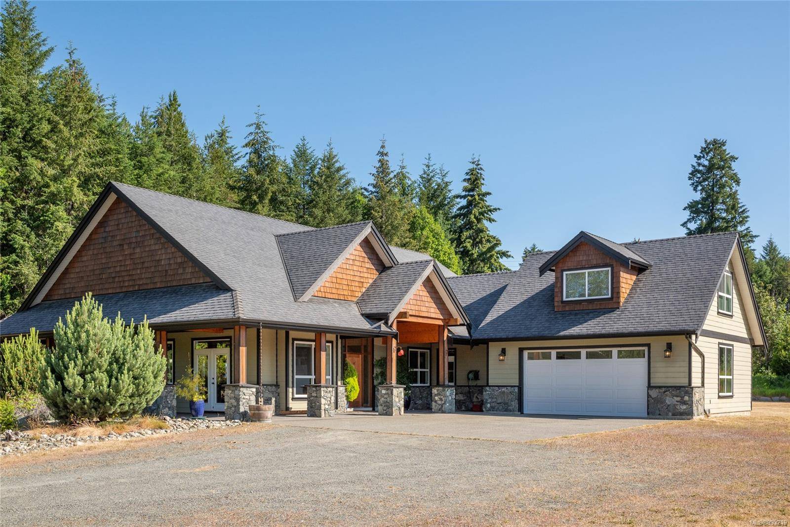 Nanoose Bay, BC V9P 9L6,2175 Honey Wulff Cres