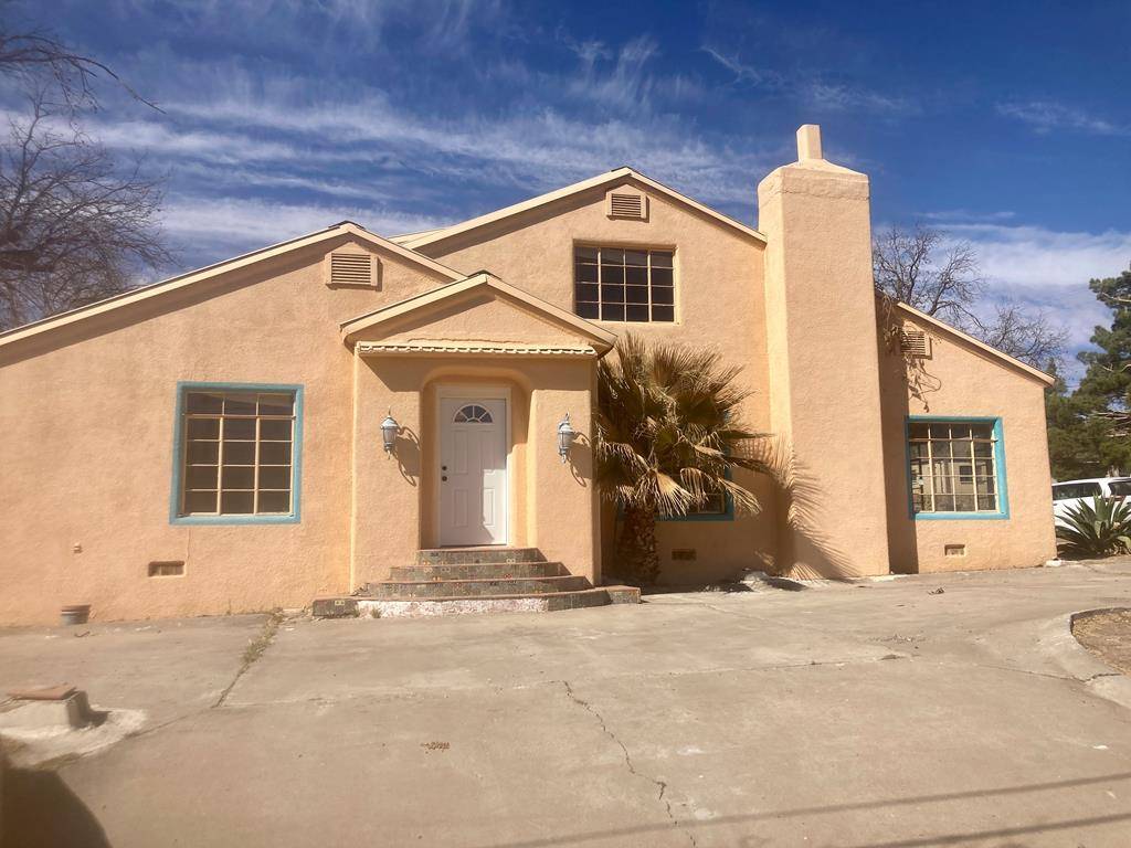 Alpine, TX 79830,807 E Sul Ross