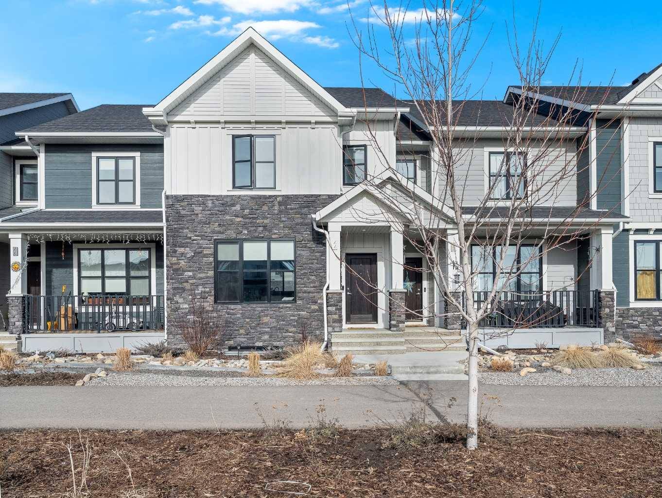 Okotoks, AB T1S 5S7,44 D'arcy BLVD