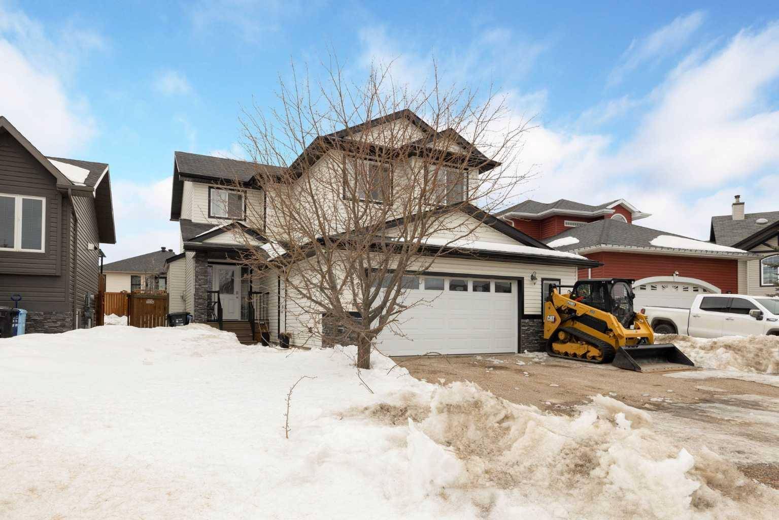 Fort Mcmurray, AB T9K 0H3,122 Iris WAY