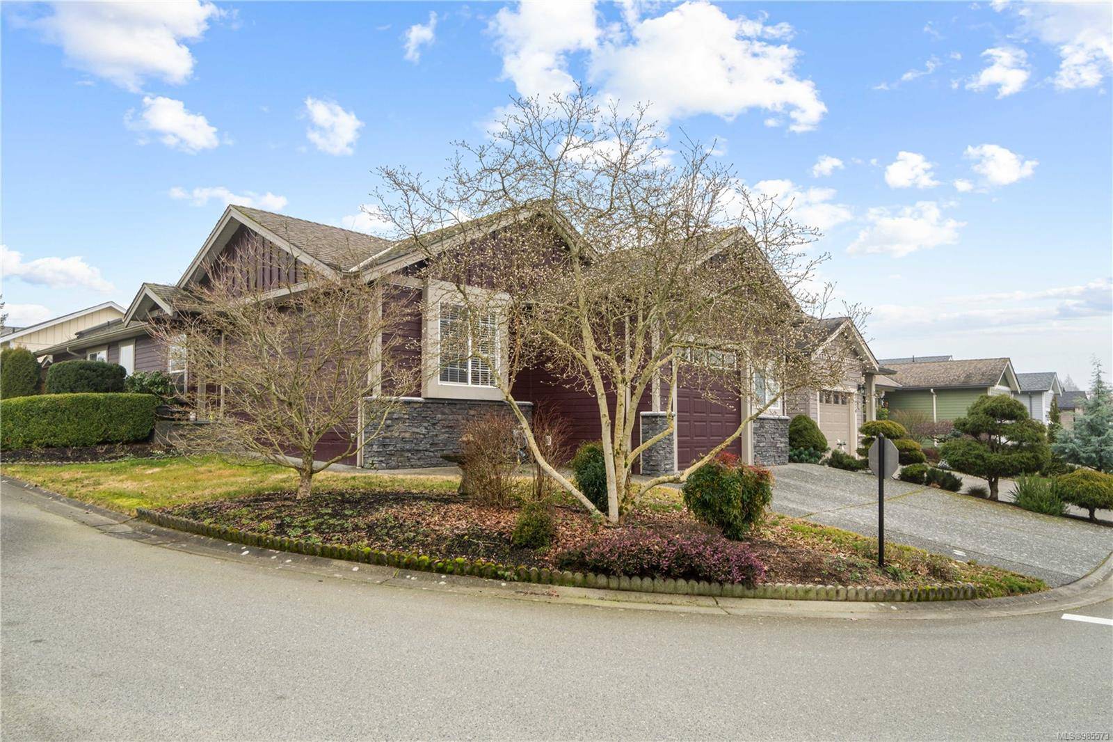 Nanaimo, BC V9T 6B9,3987 Magnolia Dr