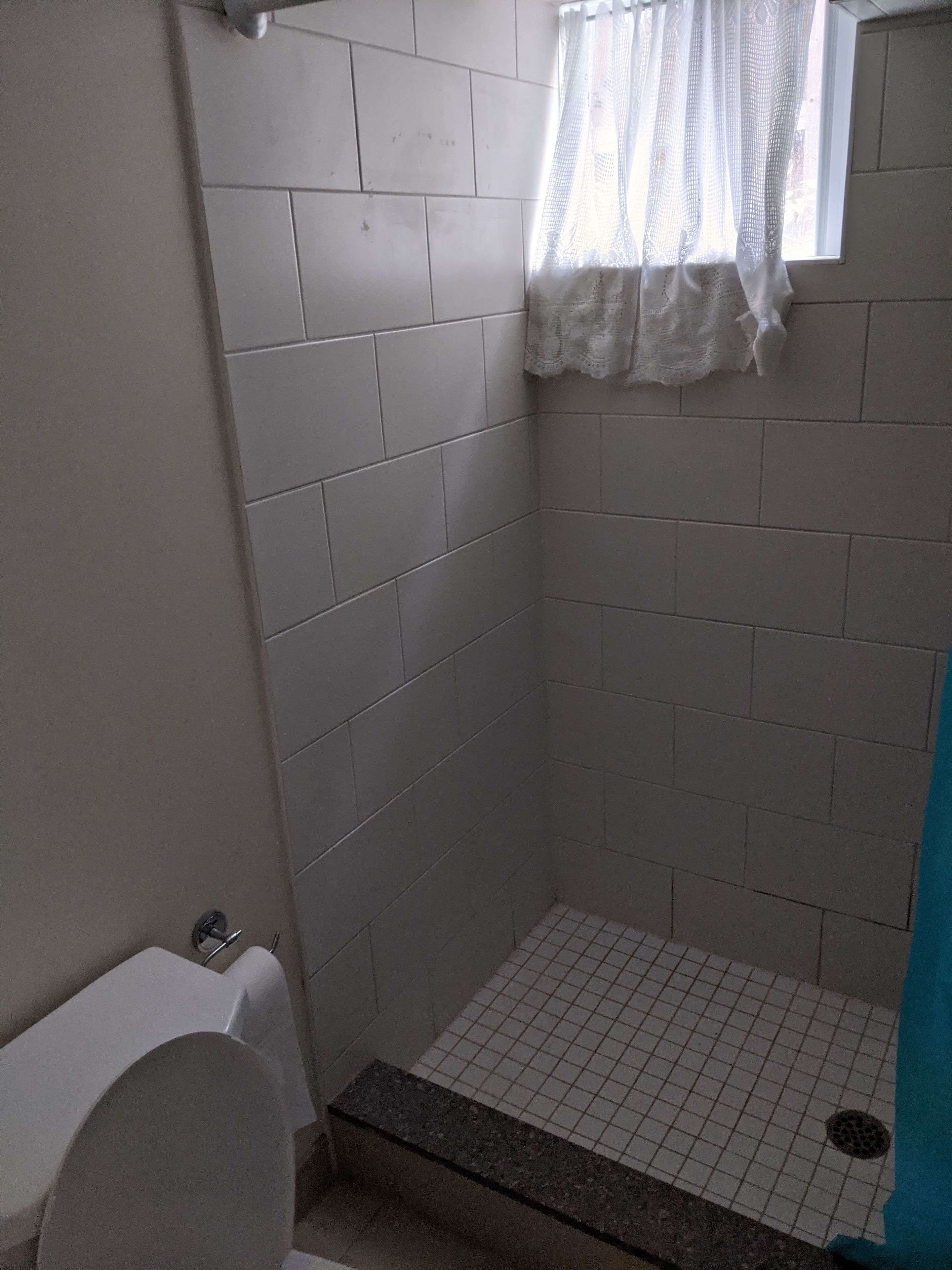 Toronto E04, ON M1R 3M7,44 Marchington CIR #Bsmt