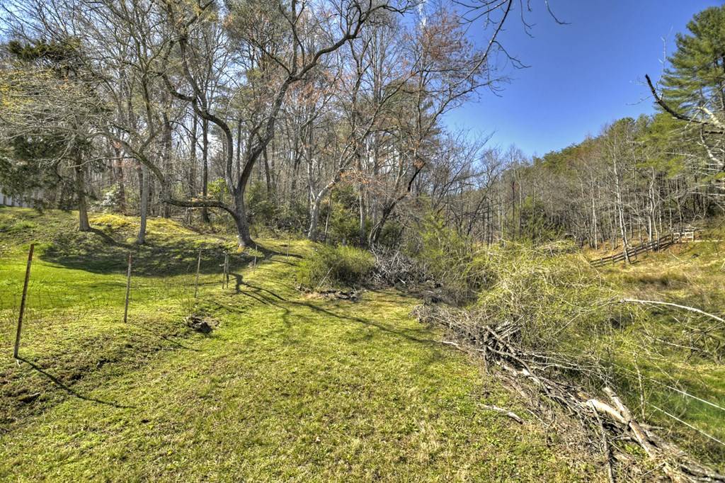 Blue Ridge, GA 30513,701 Ada Street