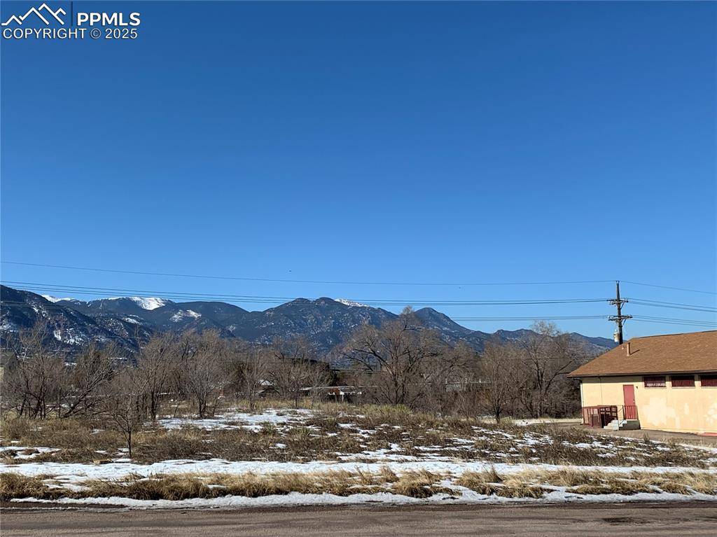 Colorado Springs, CO 80906,S Chamberlin ST