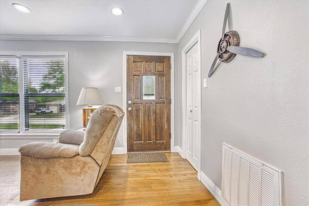 Hurst, TX 76053,605 Norwood Drive