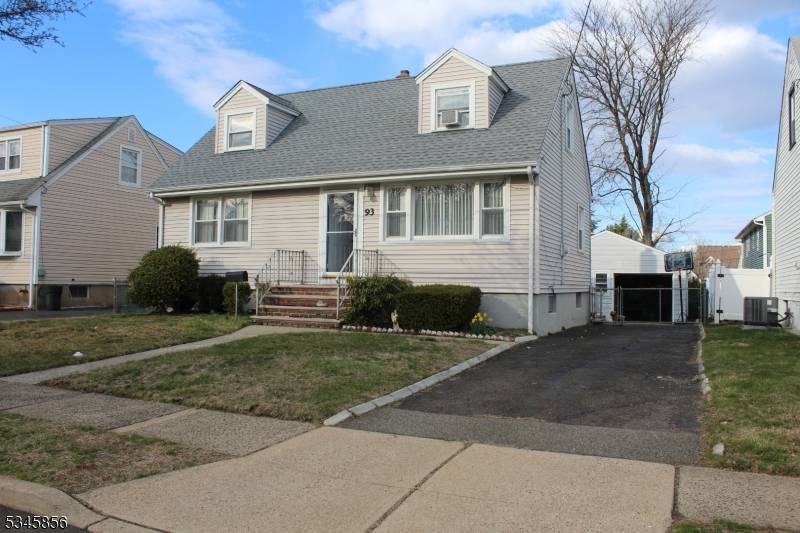 Clifton City, NJ 07013,93 Green tree Rd
