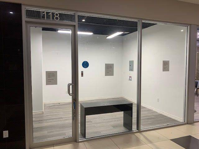 Toronto C01, ON M5B 1S8,384 Yonge ST #118