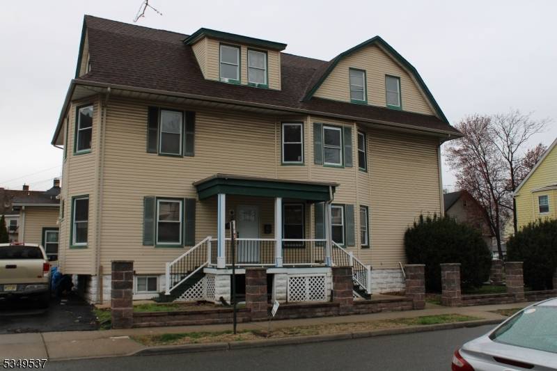 East Orange City, NJ 07018,3 Beech St