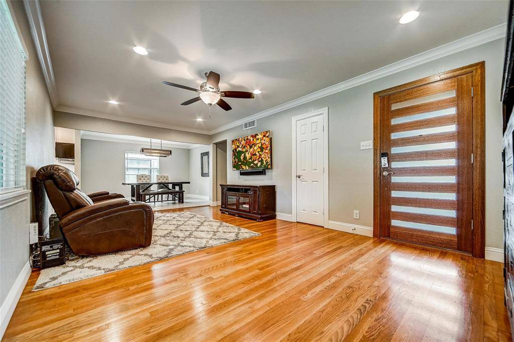 Dallas, TX 75228,9741 Ash Creek Drive