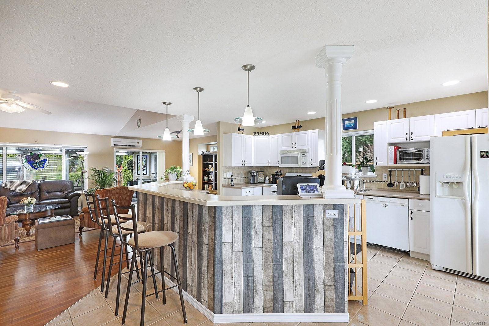 Courtenay, BC V9N 9J4,1901 St. Andrews Pl