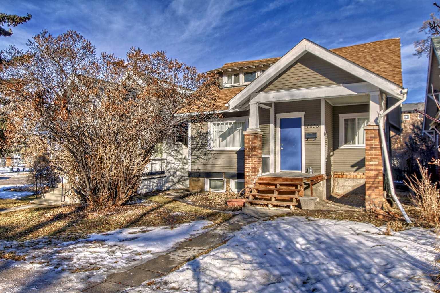 Calgary, AB T3C 0Y2,1638 15 AVE SW