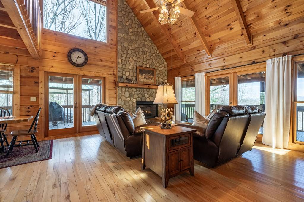 Mineral Bluff, GA 30559,5 Moccasin Trail
