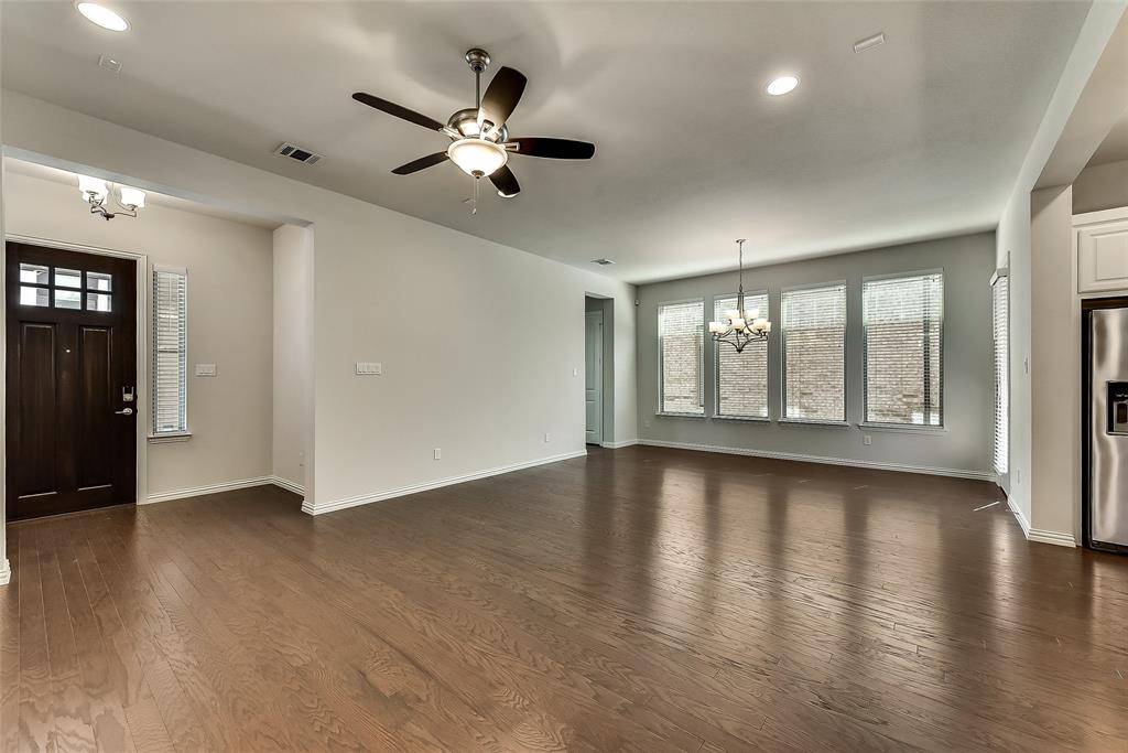 Dallas, TX 75252,8034 Copper Way