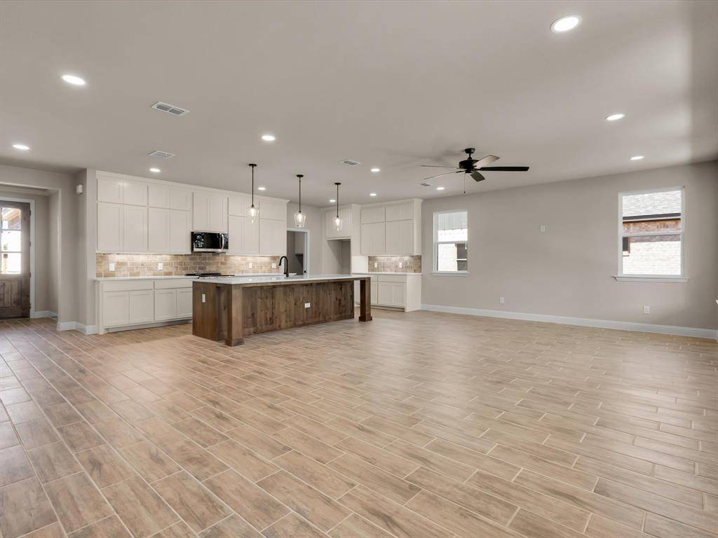 Springtown, TX 76082,612 Jameson