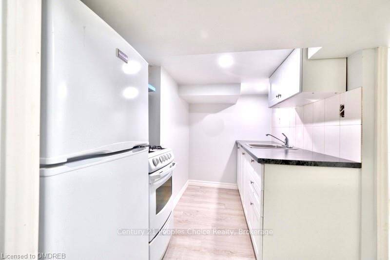 Hamilton, ON L8R 1K4,99 Mary ST #5