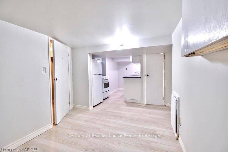 Hamilton, ON L8R 1K4,99 Mary ST #5