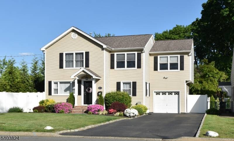 Scotch Plains Twp., NJ 07076,1832 Mountain Ave