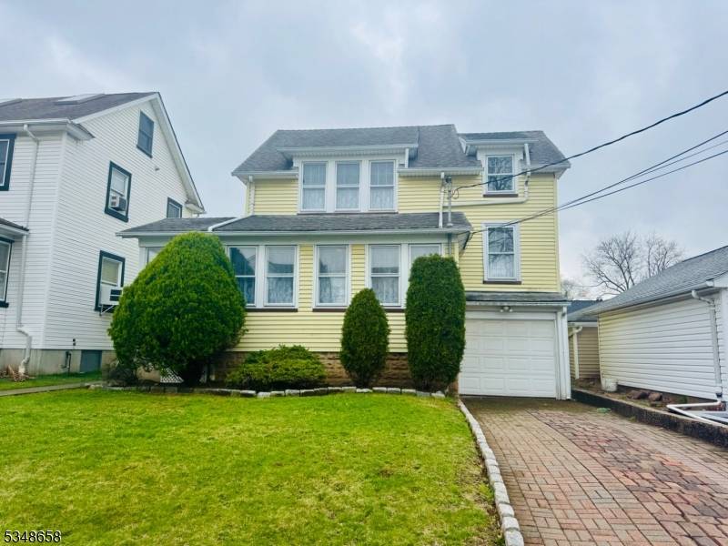 Elizabeth City, NJ 07208,840 Cleveland Ave