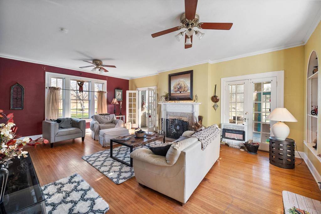 Kerens, TX 75144,300 5th Street