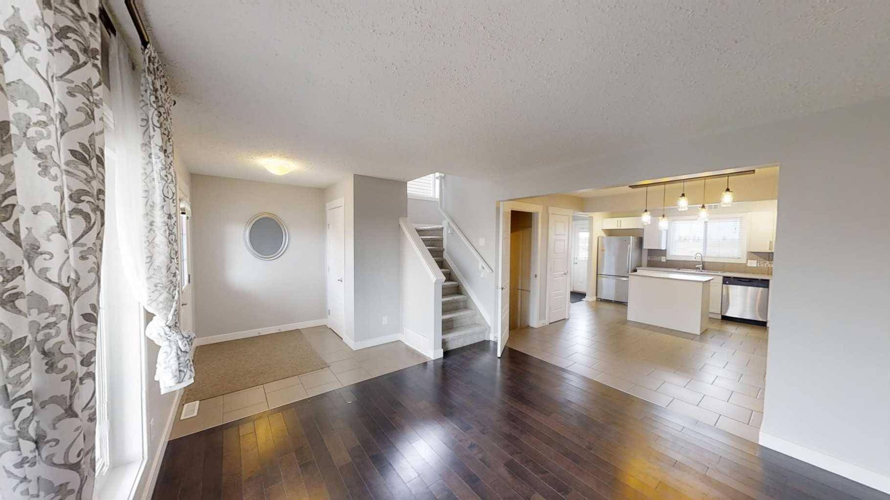 Grande Prairie, AB T8X0H2,8804 96 AVE