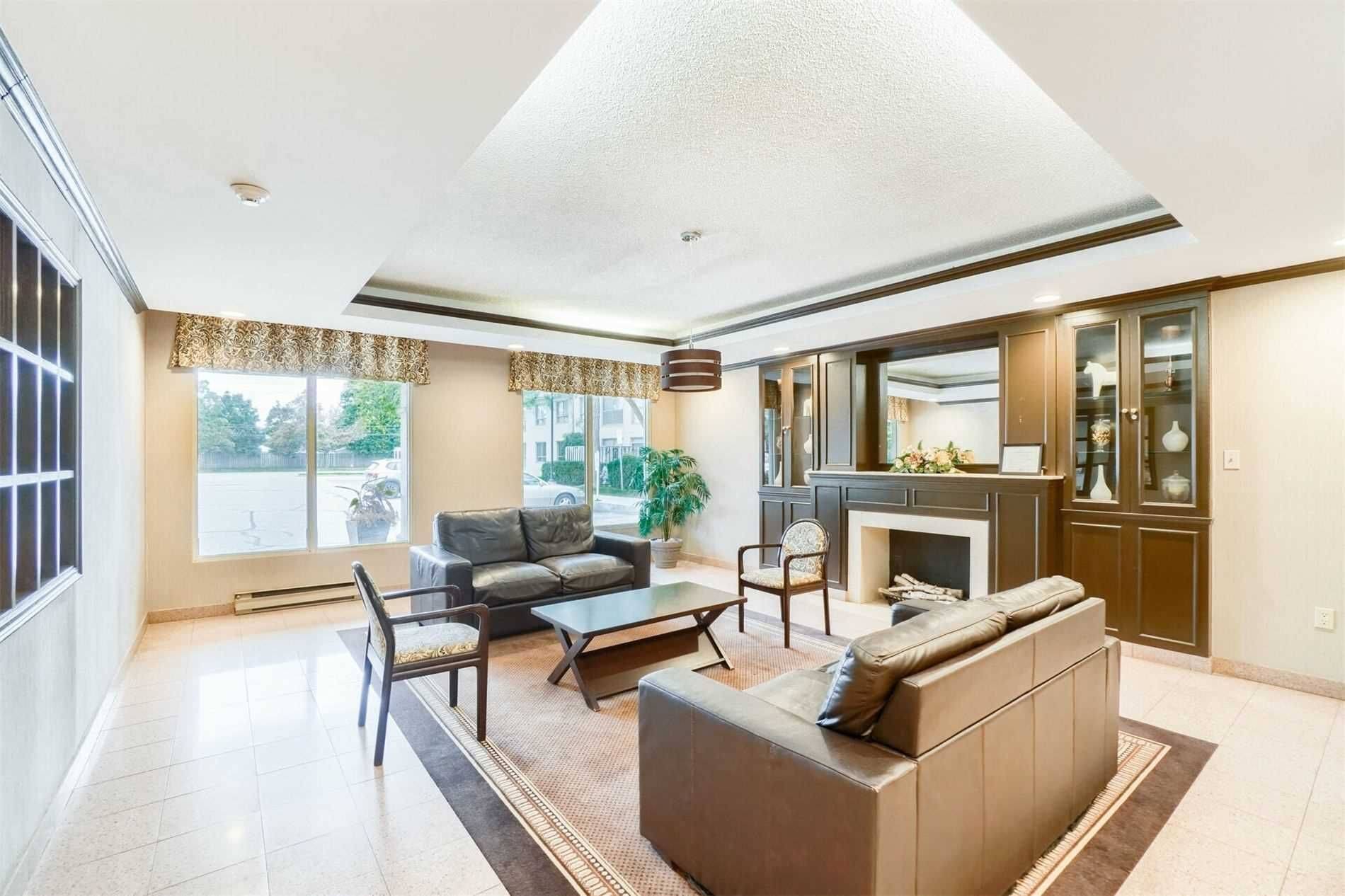 Brampton, ON L6Y 4H8,8351 Mclaughlin RD #426