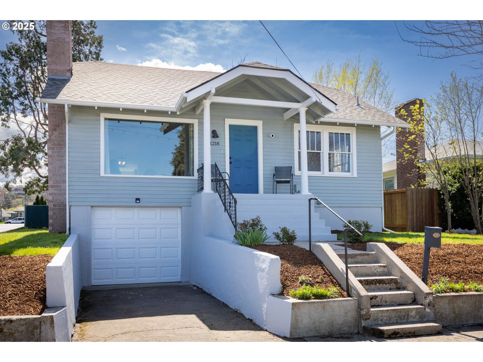 The Dalles, OR 97058,1218 E 11TH ST
