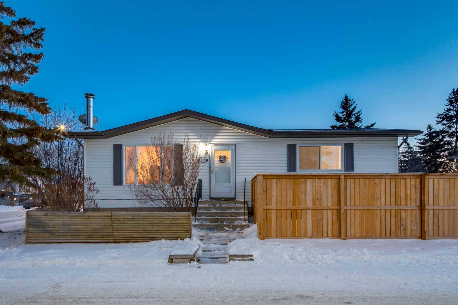 Airdrie, AB T4A 1R6,204 Big Hill PL SE