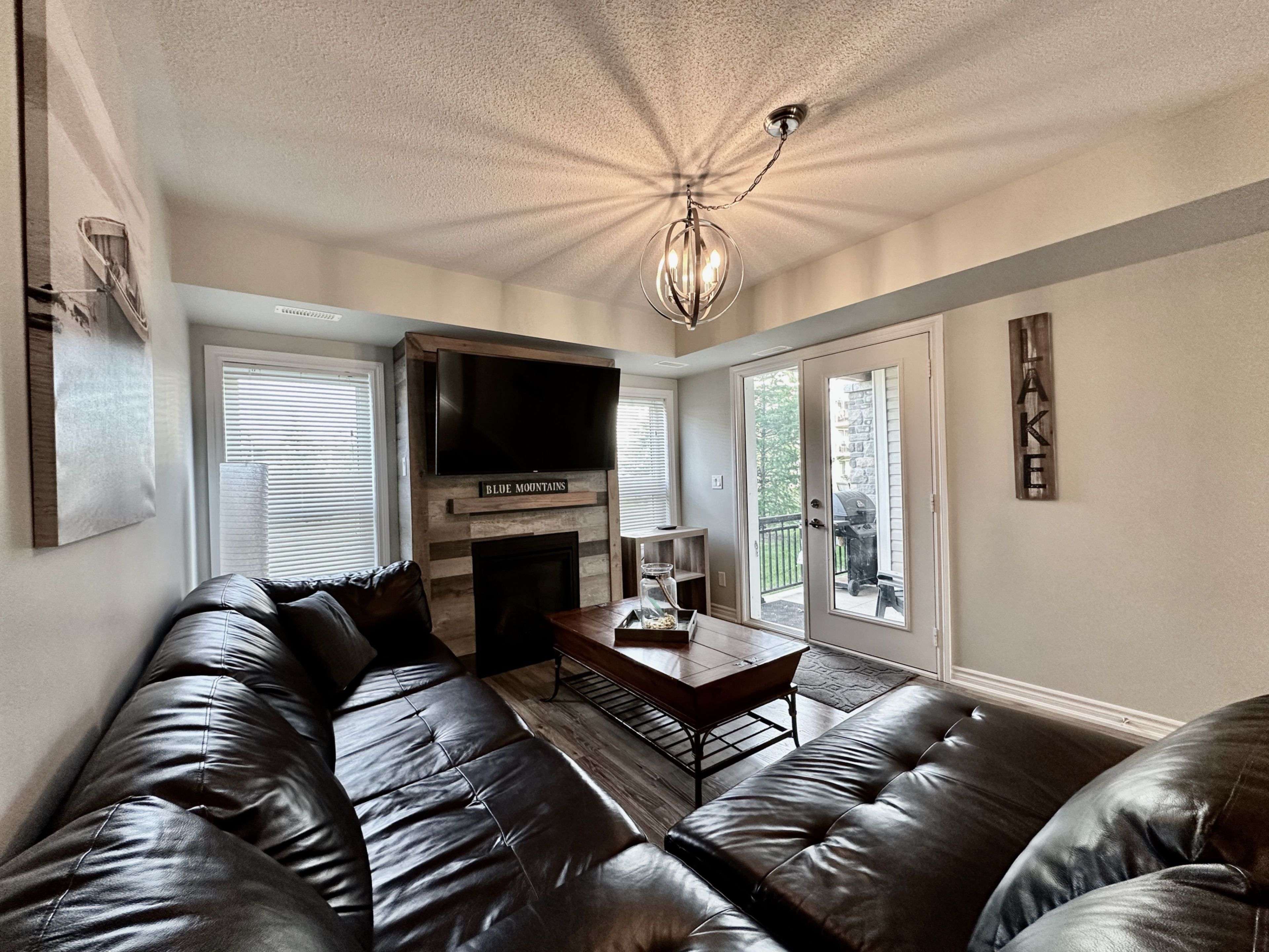 Collingwood, ON L9Y 0Y6,5 ANCHORAGE CRES #107