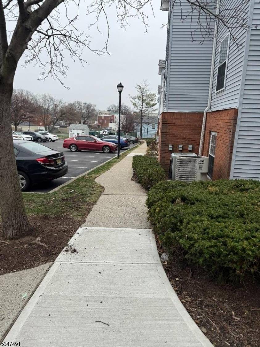 Newark City, NJ 07104,751 Summer Ave