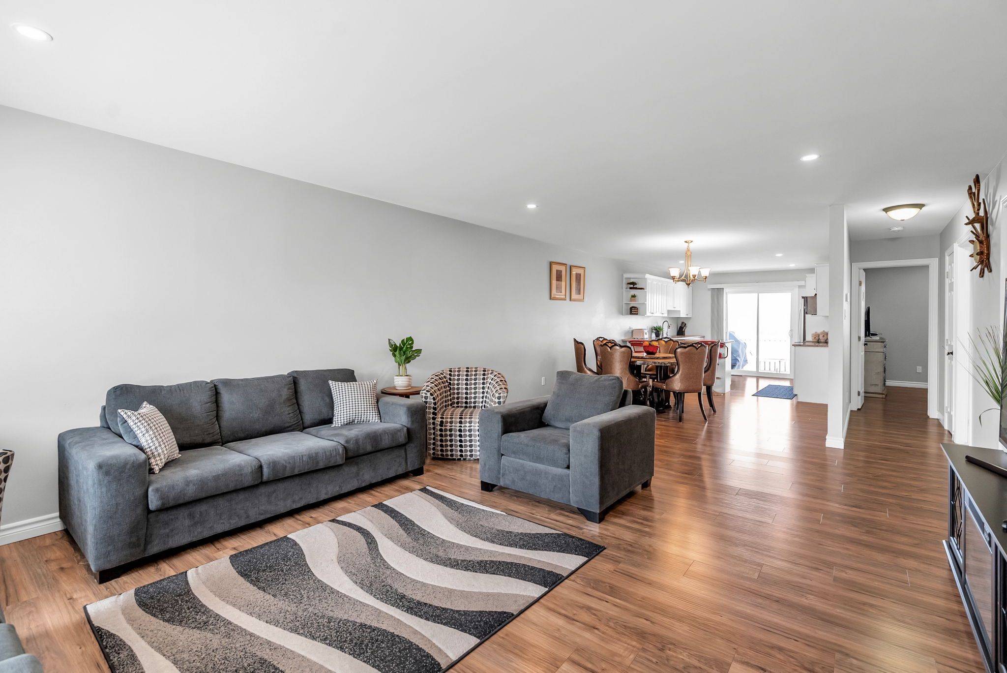 South Stormont, ON K0C 1P0,97 French AVE