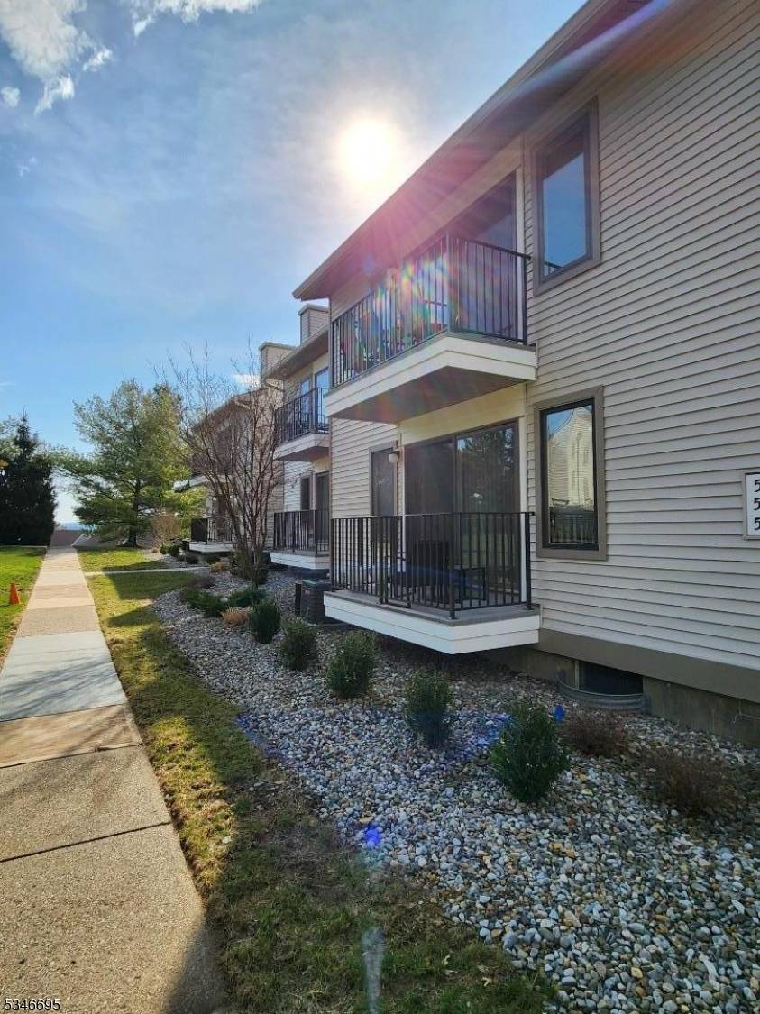 Union Twp., NJ 08809,55 Sam Bonnell Dr