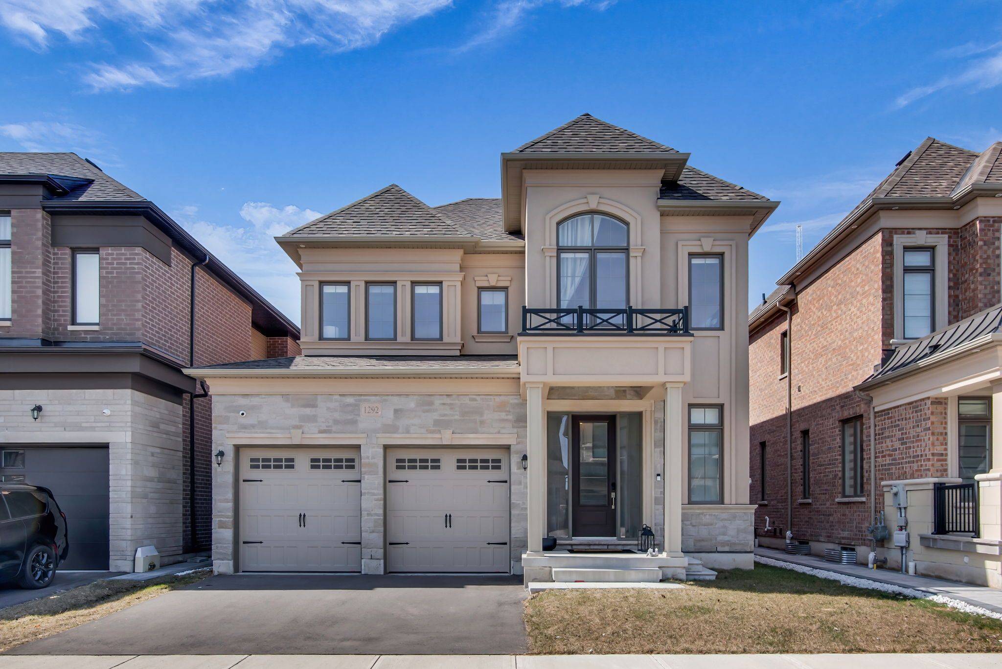 Oakville, ON L6M 5L6,1292 Minnow ST