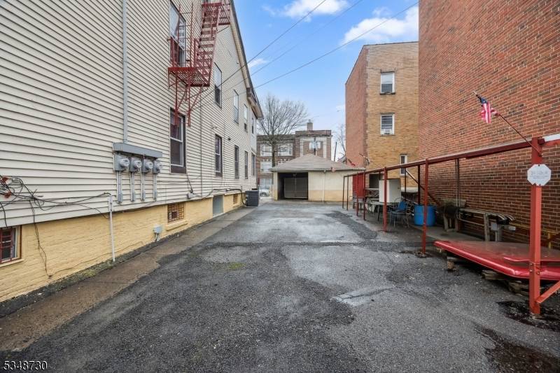 Paterson City, NJ 07504,224-226 Vreeland Ave