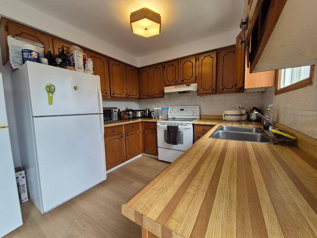 London, ON N6G 3S2,176 Chepstow Close