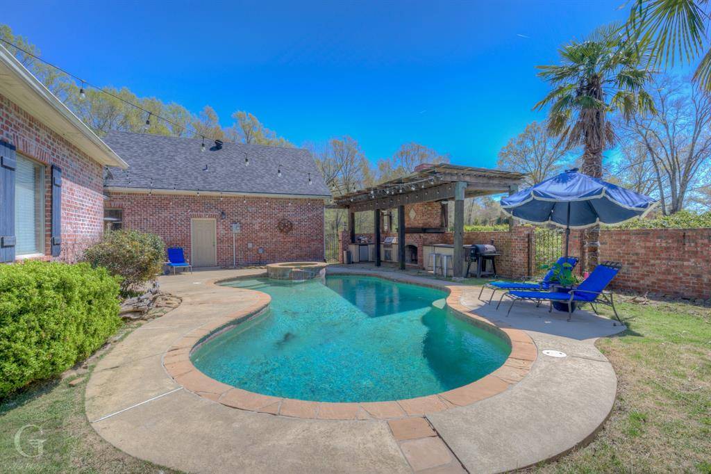 Haughton, LA 71037,11 Fair Oaks Drive