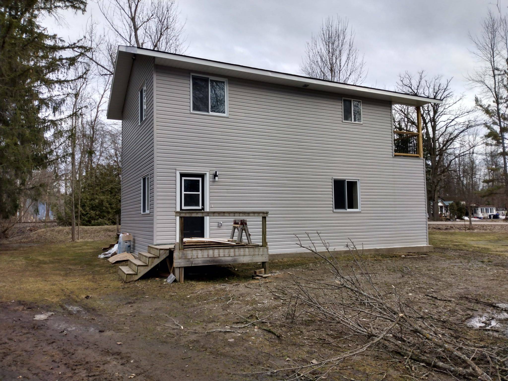 Ramara, ON L0K 2B0,7177 Beach DR