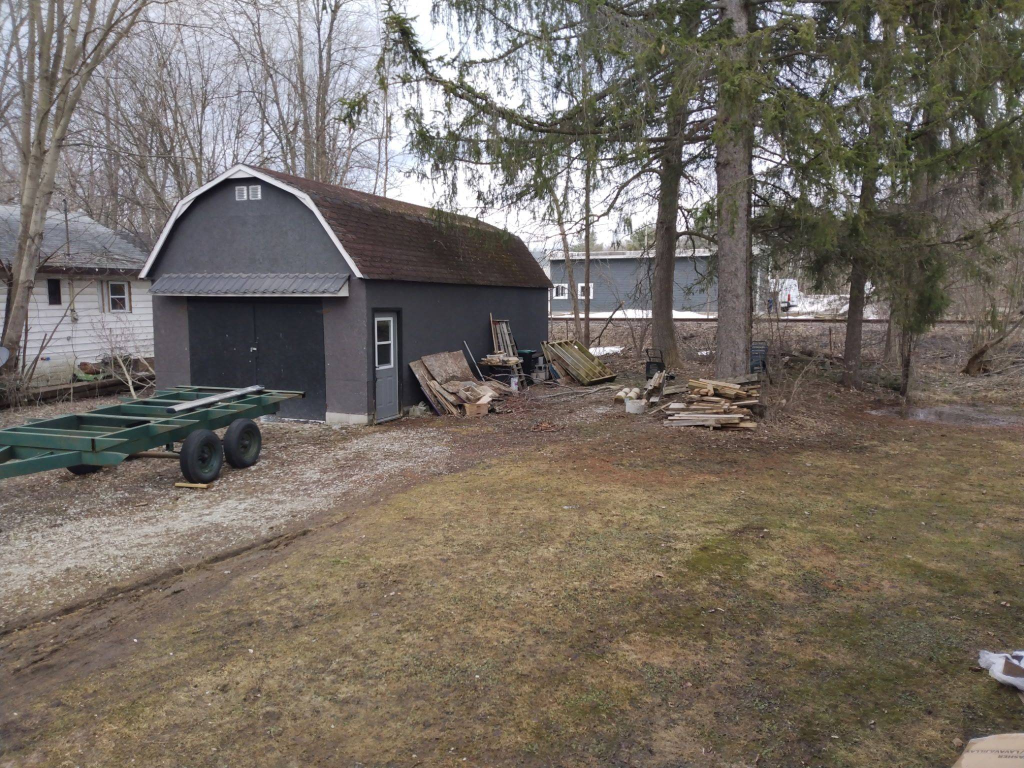 Ramara, ON L0K 2B0,7177 Beach DR