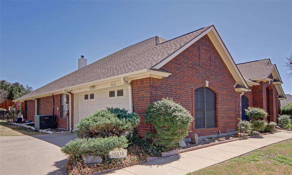 Fort Worth, TX 76179,8604 Woodslane Drive