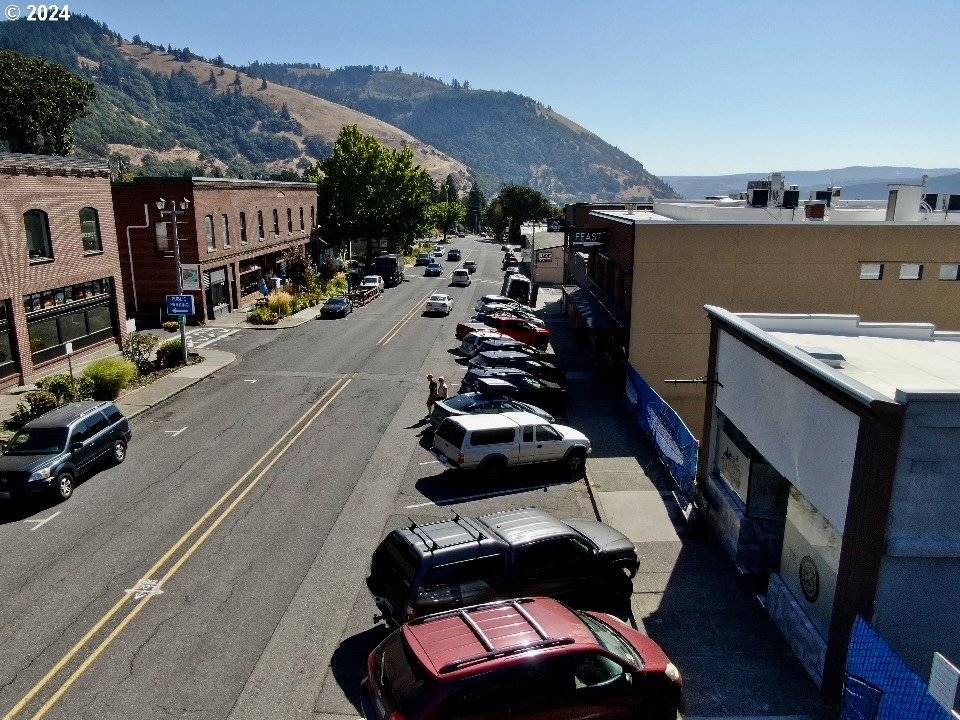 White Salmon, WA 98672,121 E JEWETT BLVD