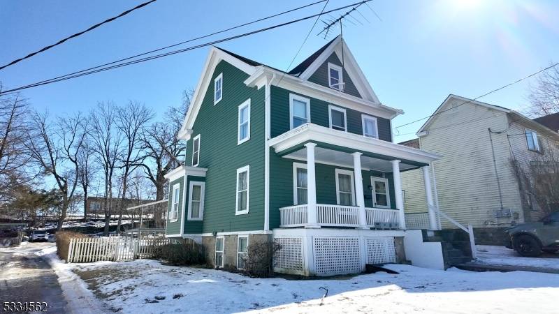 Newton Town, NJ 07860,19 Madison St