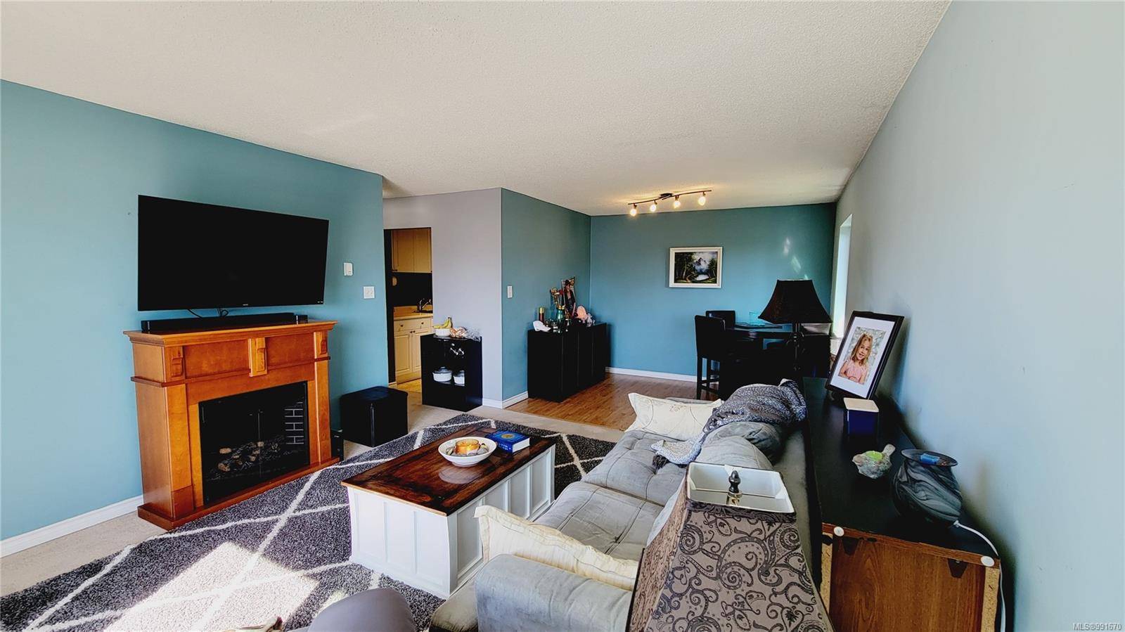 Courtenay, BC V9N 7M4,175 Centennial Dr #401