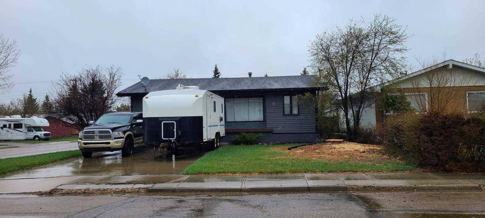 Hanna, AB T0J 1P0,114 7 AVE W