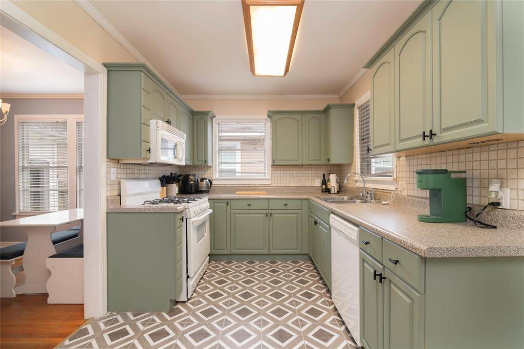 Shreveport, LA 71105,3810 Greenway Place