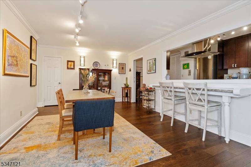 Montclair Twp., NJ 07043,530 Valley Rd #7E