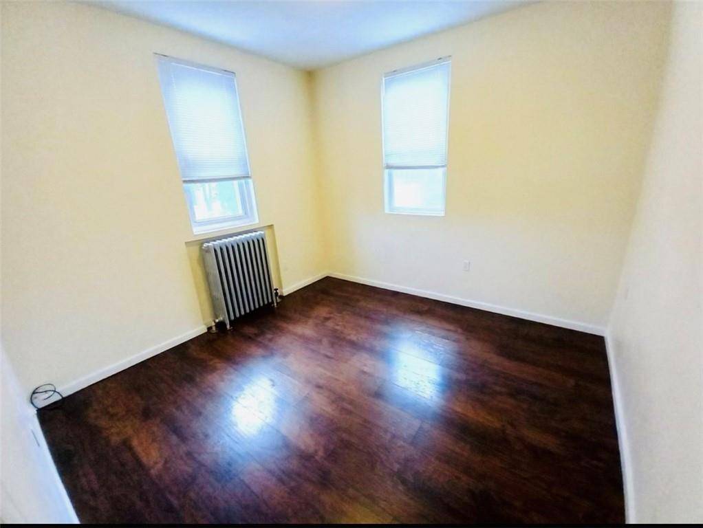 Staten Island, NY 10305,10 Florida AVE