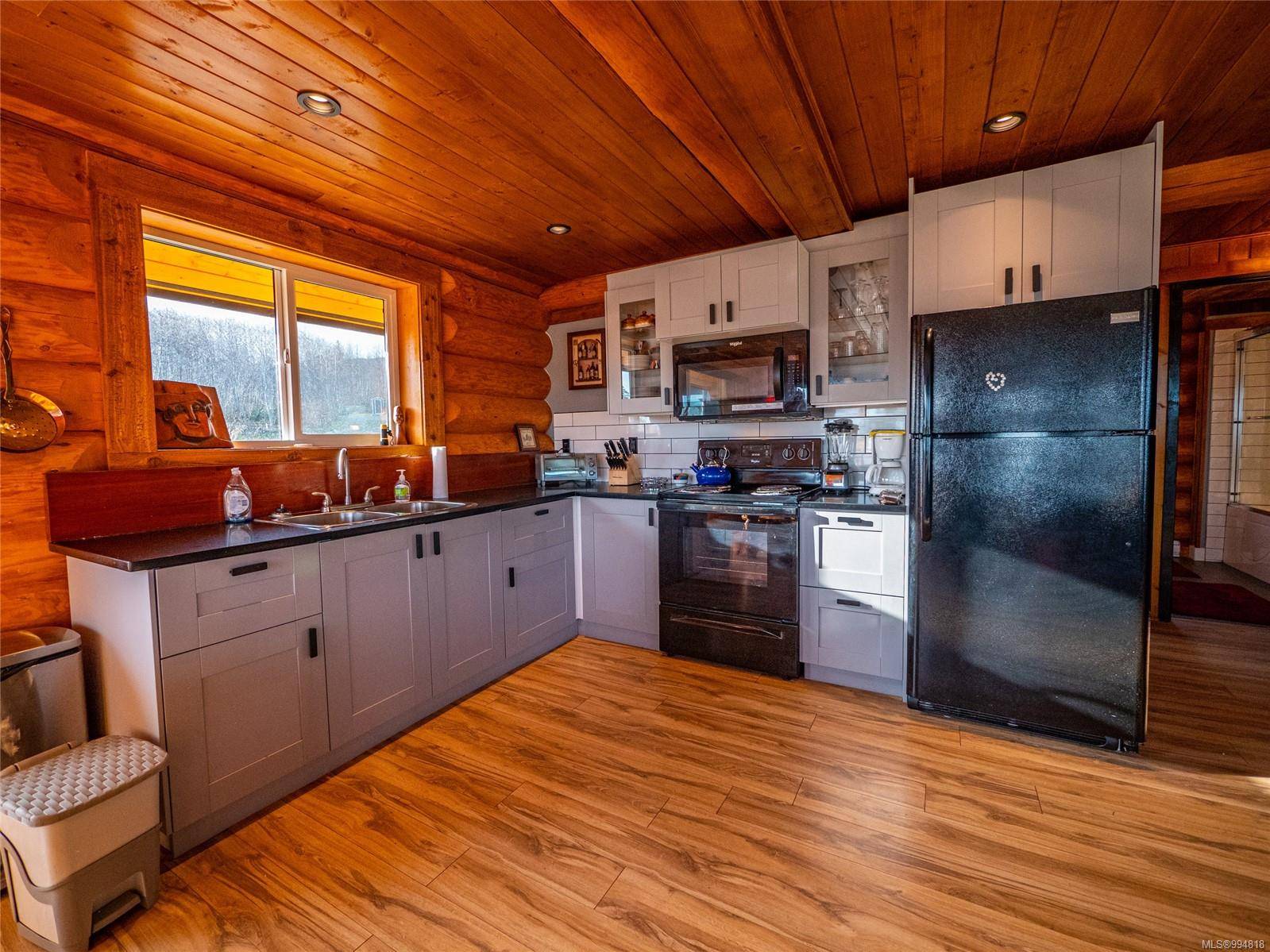 Ucluelet, BC V0R 3A0,1176 Second Ave