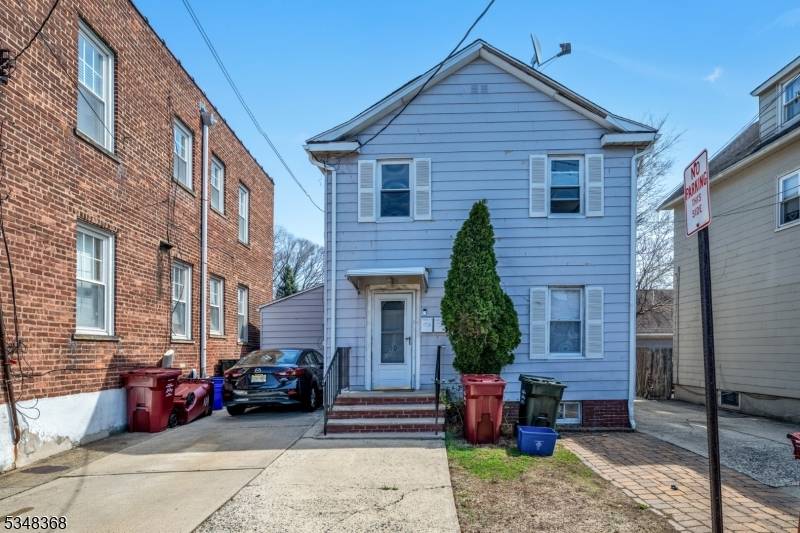 Nutley Twp., NJ 07110,10 Humbert St