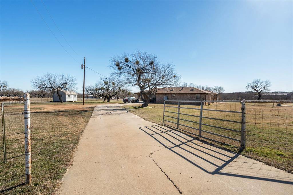 Wichita Falls, TX 76310,144 Crest Trail